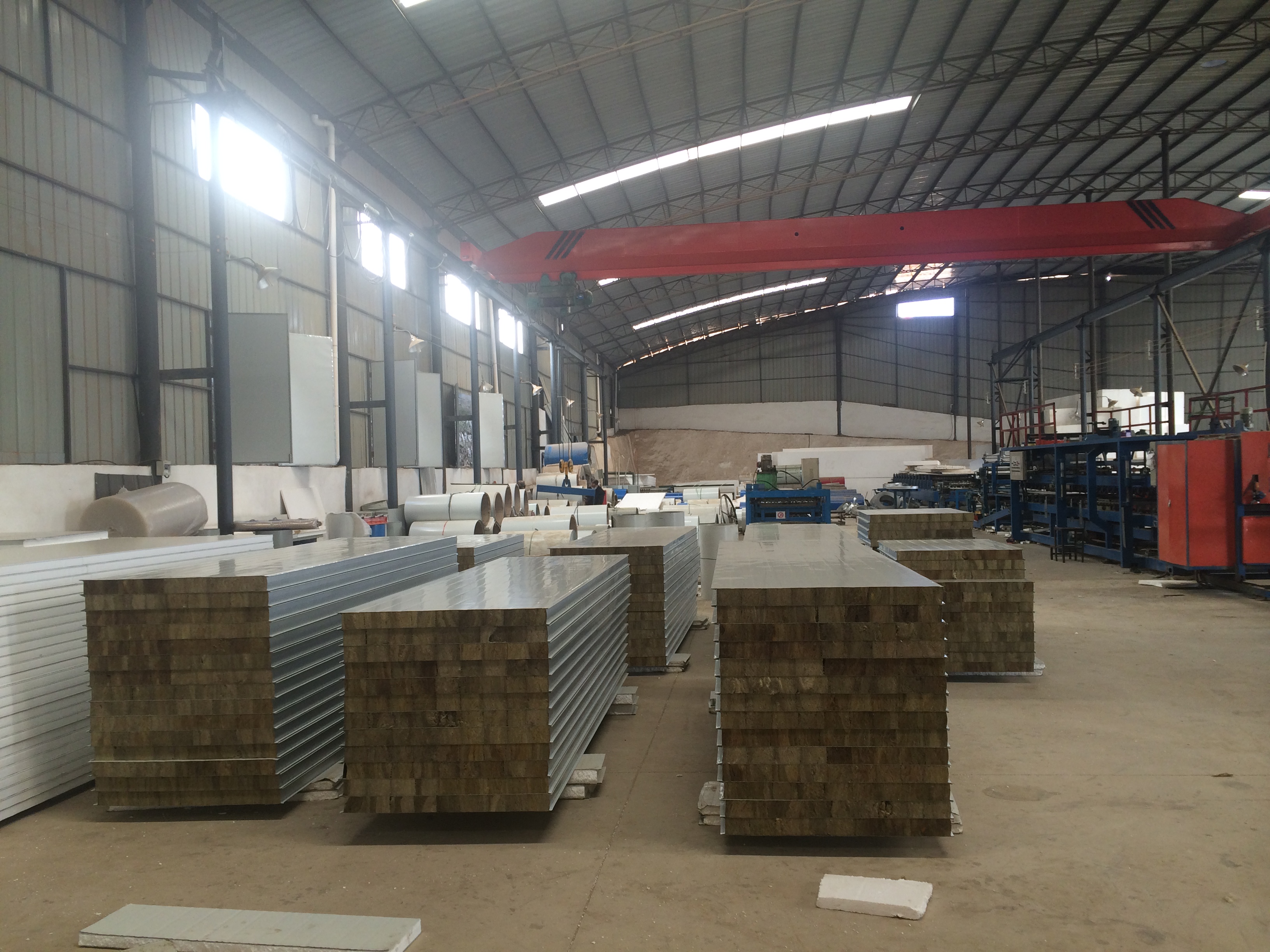 苏工建材昆明岩棉彩钢复合板生产批发