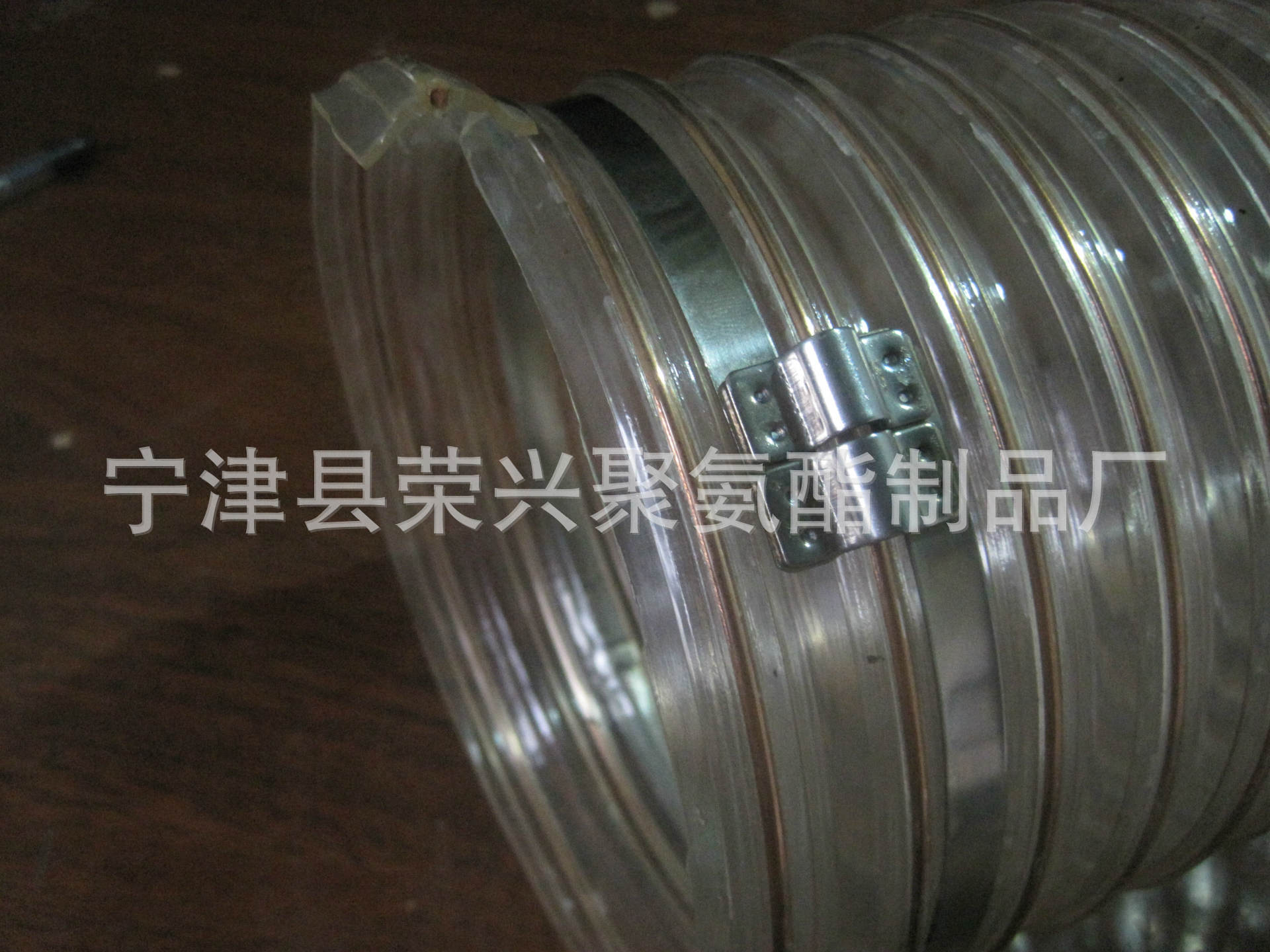 浙江专业制作PU吸尘钢丝抽吸风管、PU钢丝缠绕管，吸尘器专业PU钢丝波纹软管