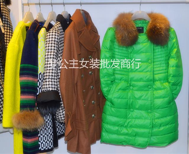供应杭州四季青服装批发市场，厂家一手货源，100%正品尾货批发