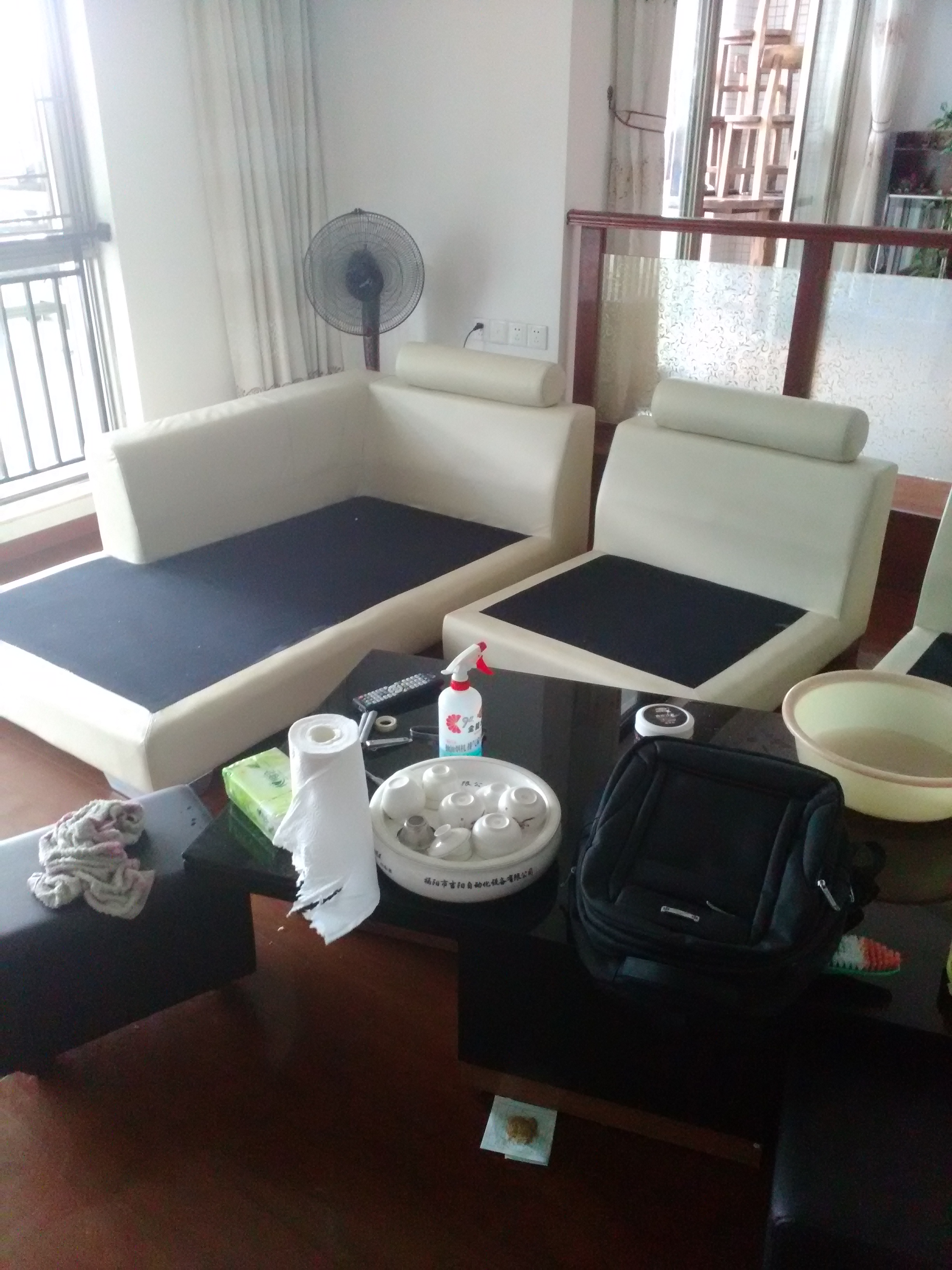 供应用于沙发清洗的广州南沙区沙发清洗换皮翻新护理图片