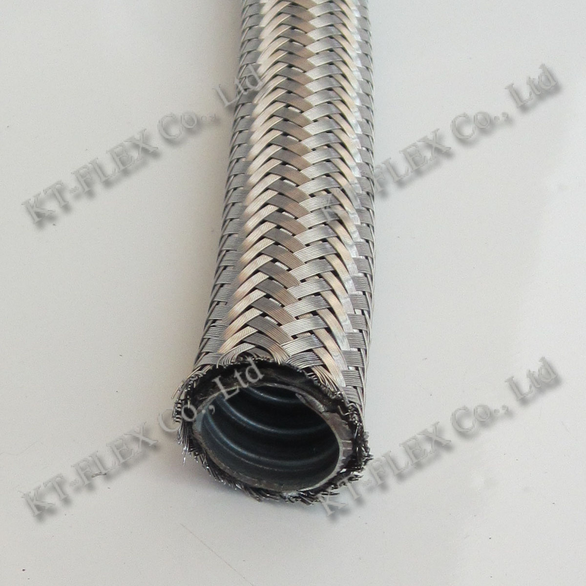 供应金属软管 不锈钢编织网管 穿线管
