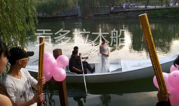 威尼斯贡多拉木船 欧式景观装饰木船去哪儿买好呢北京木船厂家直销贡多拉
