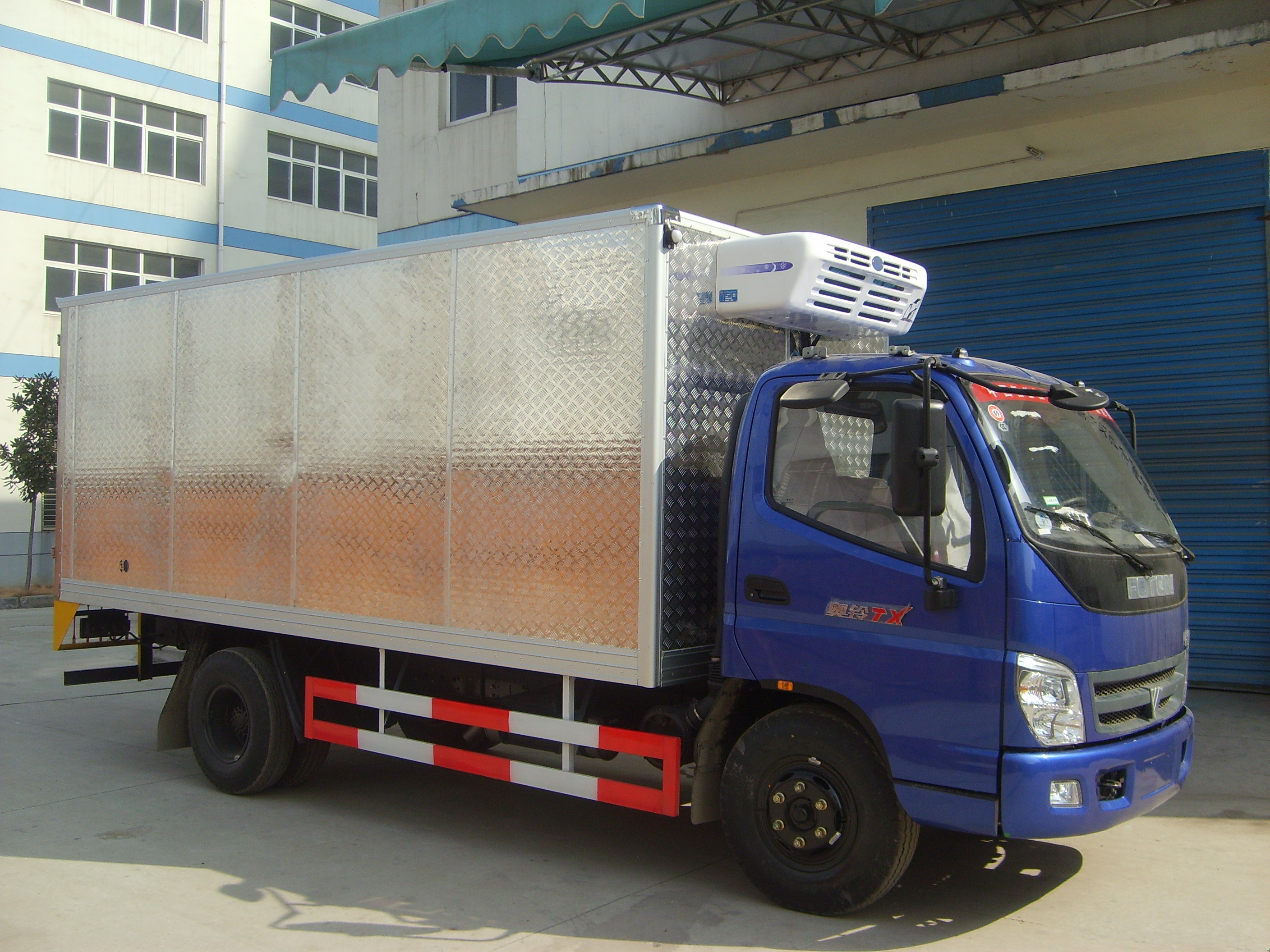 供应用于运输冷藏保温的最新款江淮3吨冷藏车多少钱 参数