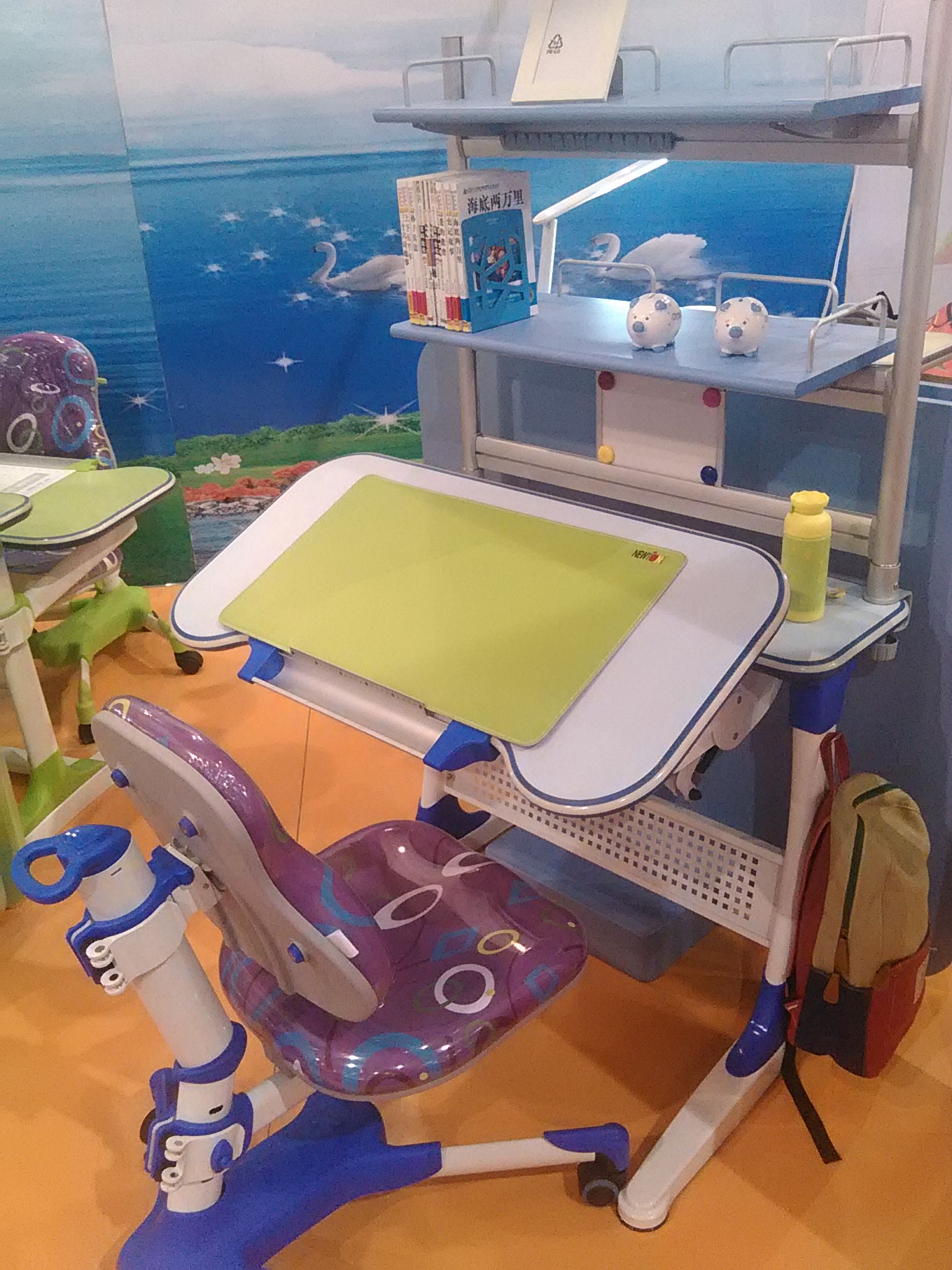 供应东莞吸塑厂家提供儿童椅子背板定制