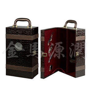 供应小鳄鱼双支皮酒盒。北京酒盒，酒盒现货，红酒包装，双支皮盒，酒架酒具图片