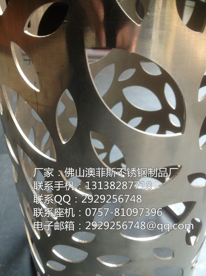 供应用于装饰的不锈钢雕花立柱 不锈钢壁灯罩