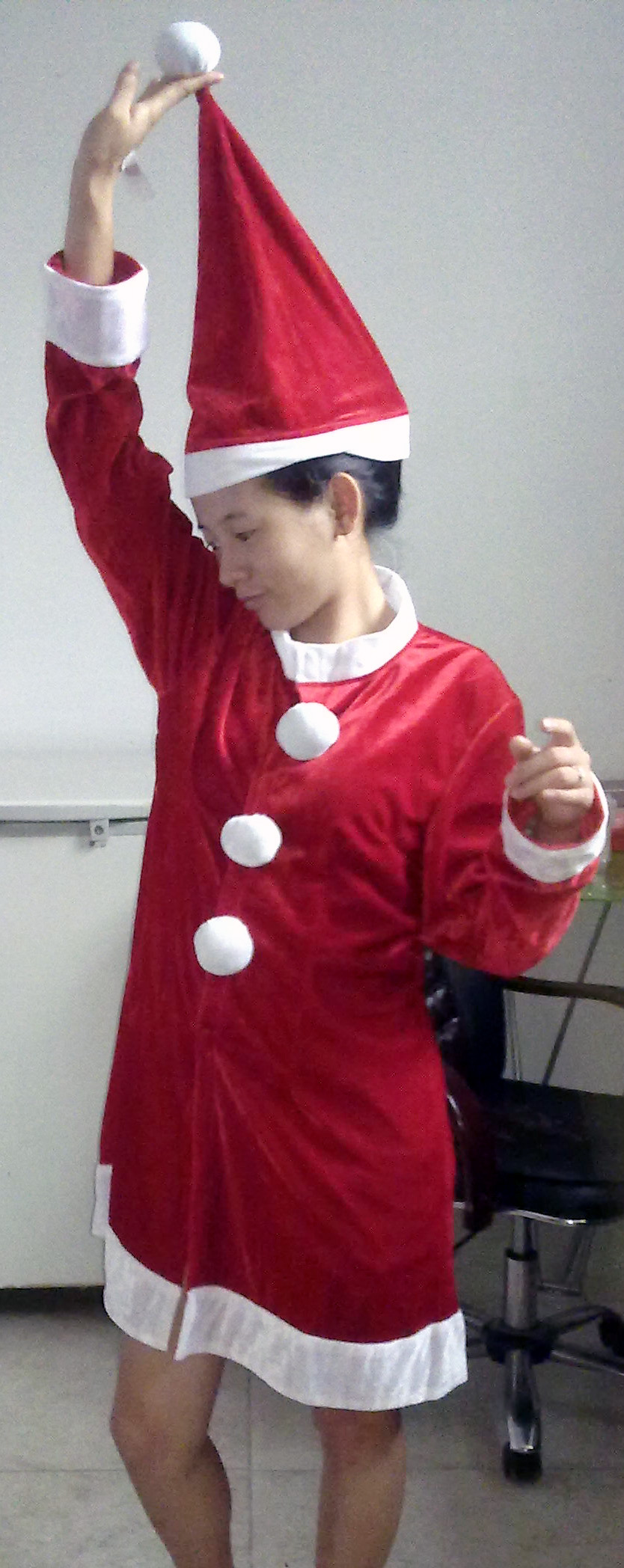 供应哈尔滨酒店小姐服饰圣诞节服装亮片帽定做 啦啦服供应商