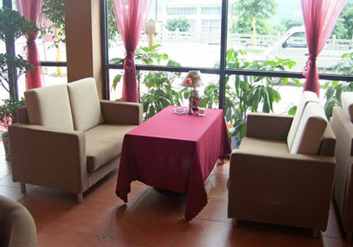 郑州市新款西餐厅咖啡厅桌椅沙发厂家供应新款西餐厅咖啡厅桌椅沙发/高档场所