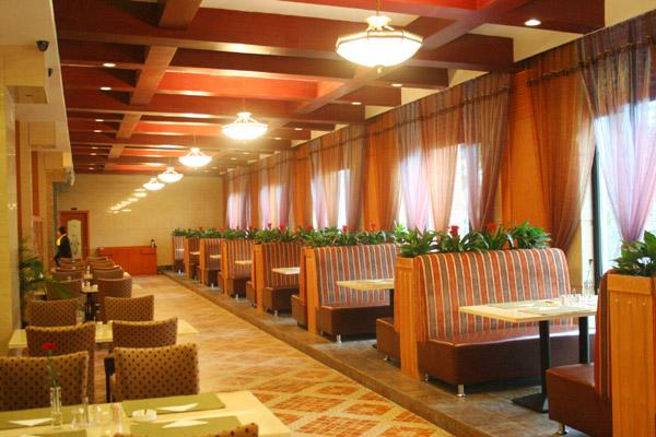 郑州市新款西餐厅咖啡厅桌椅沙发厂家