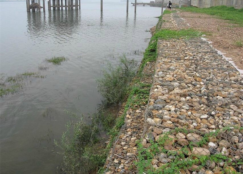 供应用于防止水土流失|泄洪坝和导流|大桥保护的格宾网石笼网图片