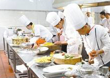 河北廊坊学厨师来具有30年历史的国家一级老牌名校虎振厨师教育