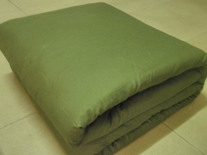 供应学生军绿色三件套 学生宿舍棉被子 学生军用被套床单枕头