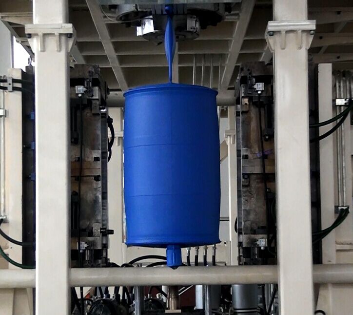 供应200升化工包装桶吹塑成型机，200升化工包装桶吹塑成型机，单环200升中空机