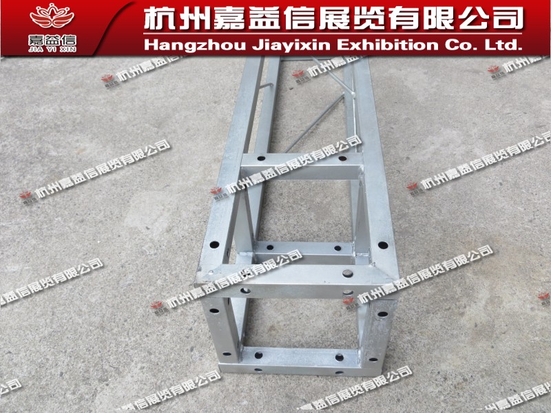 钢铁桁架，背景展示杭州舞台架喷绘架厂家直销钢铁桁架200*200