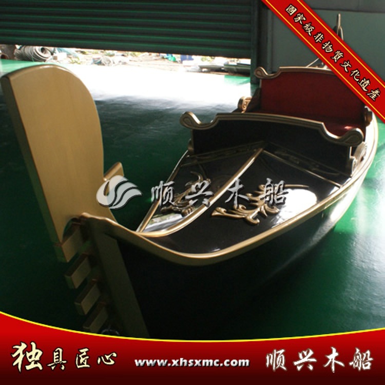 兴化市竹泓镇顺兴木船厂制造销售供应用于的欧式木船 酒店摄影道具装饰木船
