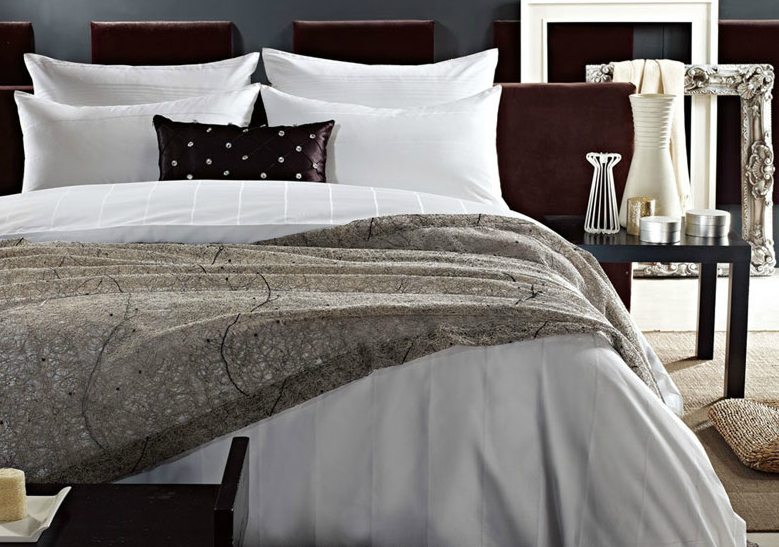 供应用于的枕芯厂家直销客房布草 床上四件套 枕芯 被芯系列