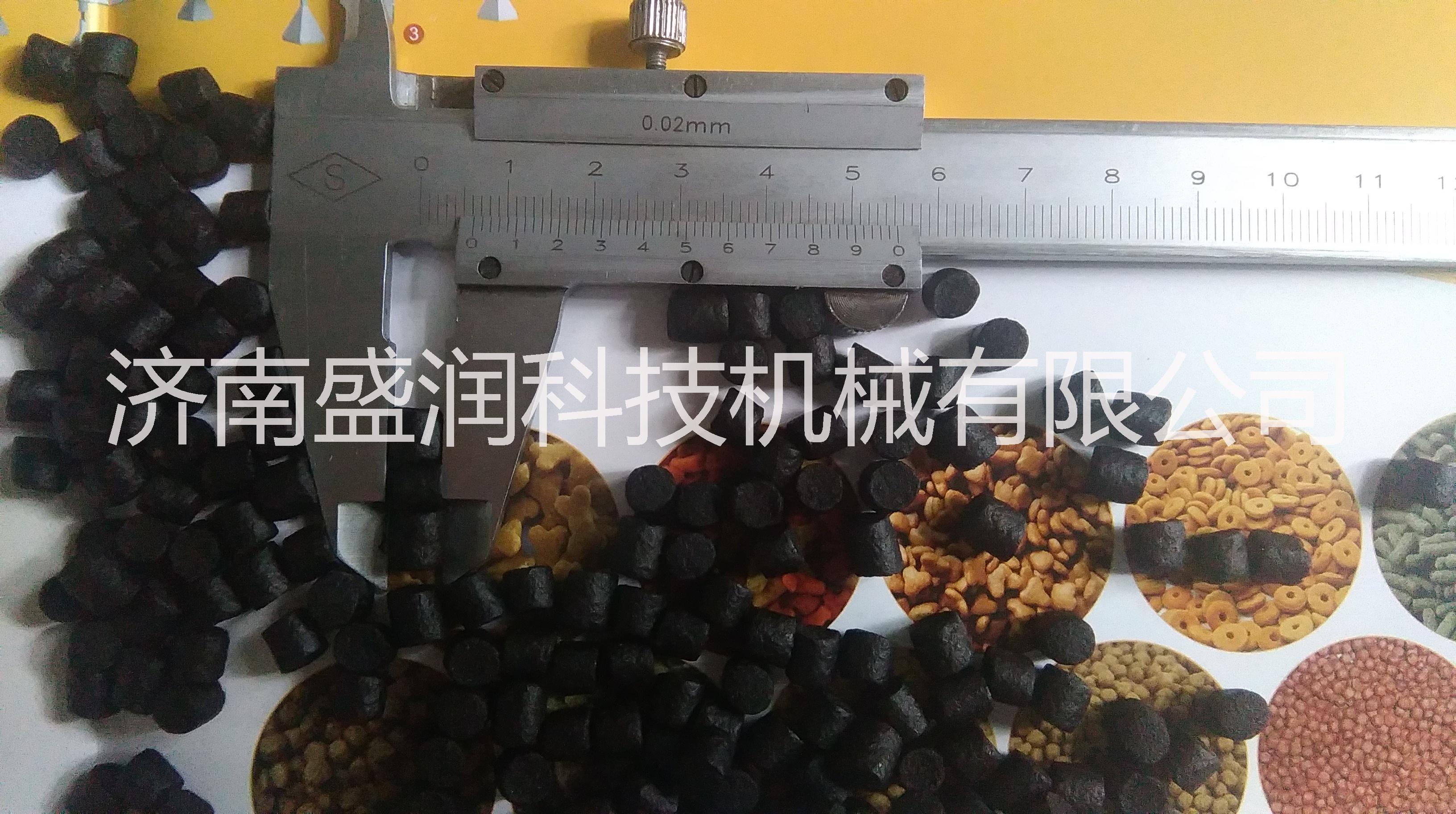济南市双螺杆宠物饲料膨化设备厂家供应双螺杆宠物饲料膨化设备
