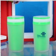 供应用于促销礼品的广告杯子设计批发塑料环保杯子