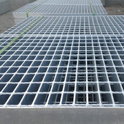 衡水市压焊钢格板厂家供应压焊钢格板