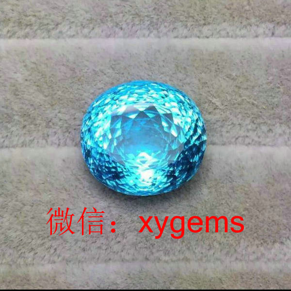供应用于水晶首饰佩戴的千禧工特殊切工蓝水晶宝石图片