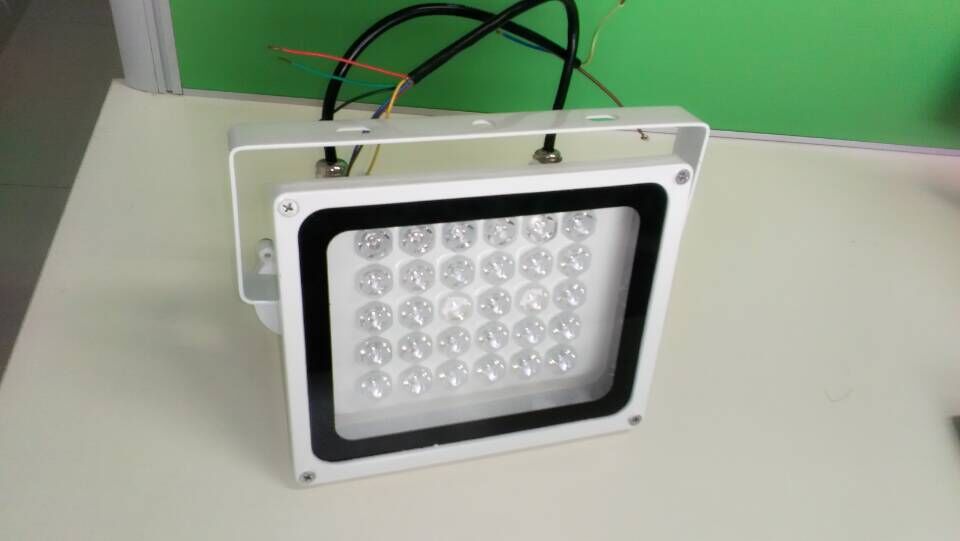供应用于道路监控视频补光的LED补光灯、LED频闪灯、闪光灯