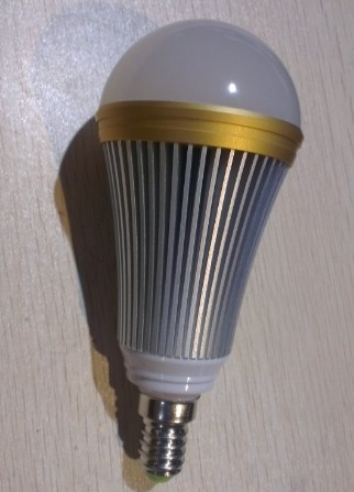 供应LED大功率球泡灯贴片球泡灯，室内照明灯泡，人体感应球泡灯图片