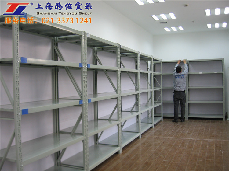 供应优质货架  上海青浦徐泾订做仓储轻型层板货架