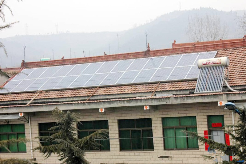 供应用于的家用屋顶太阳能发电系统批发价格图片