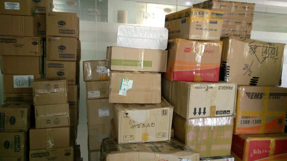 供应固体饮料香港进口清关，中港物流包税进口货运代理
