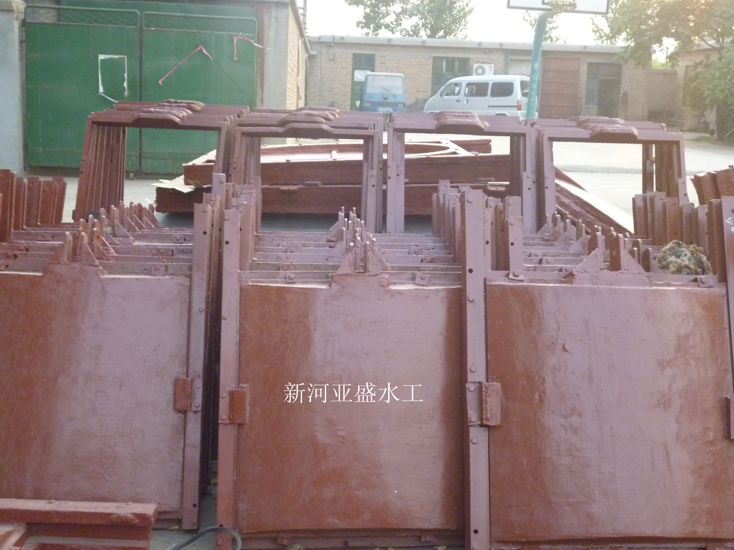 铸铁闸门直销新河县亚盛水工机械厂