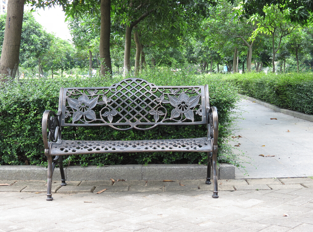 供应户外公园椅铸铝公园椅小区长椅最好的生产厂家公园椅的价格是多少材质图片