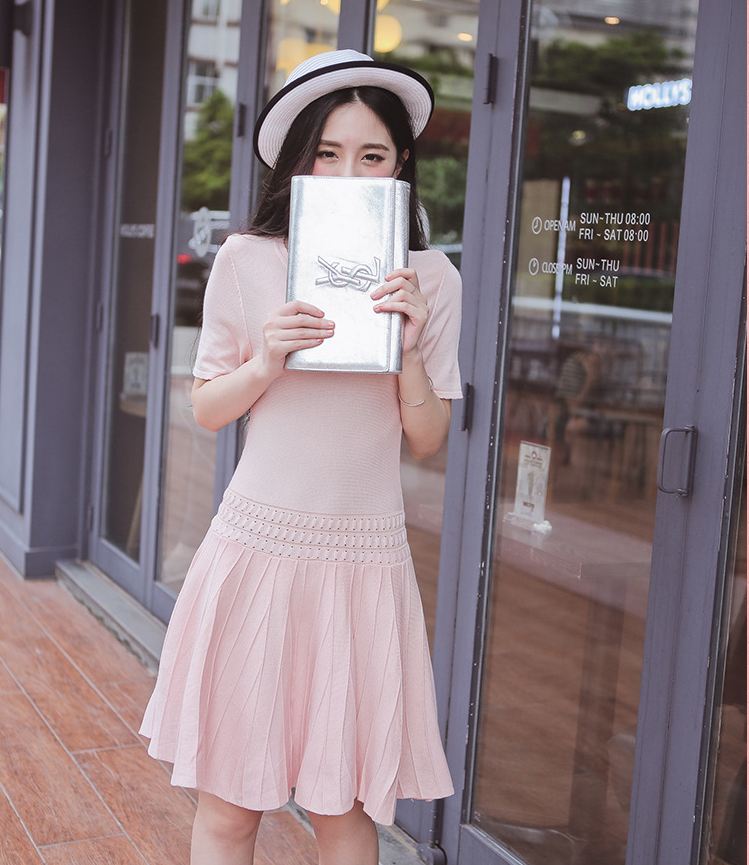 韩版甜美圆领短袖修身针织连衣裙批发