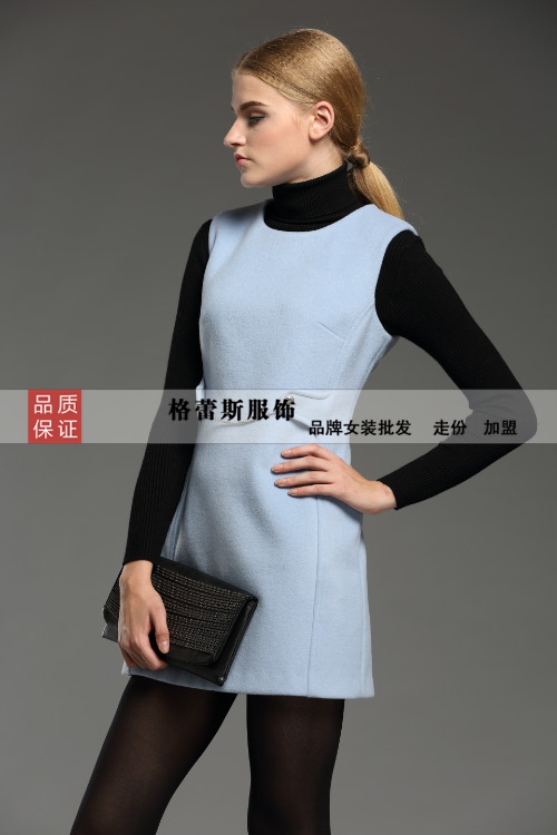 供应用于服装的蓝戴圣菲2015秋冬季折扣女装