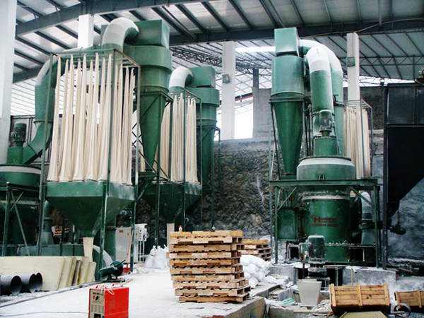 桂林鸿程供应用于的超大型磨粉机 矿石磨粉机