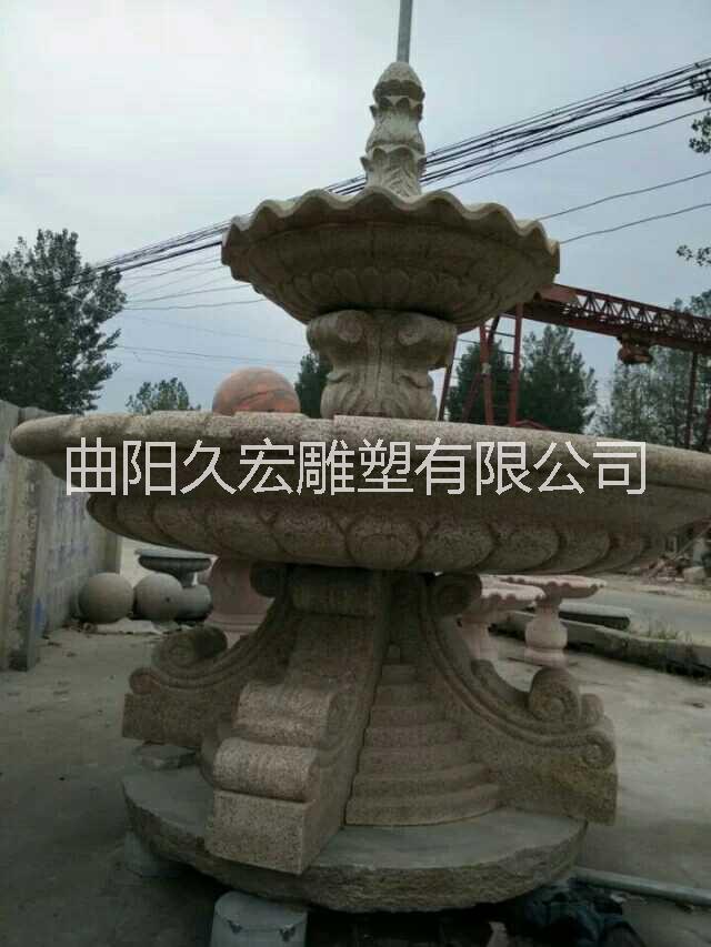 供应石雕喷泉黄锈石广场喷水摆件，河北厂家直销石雕喷泉图片