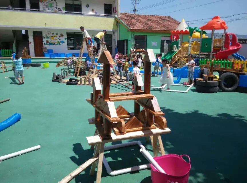 幼儿园大型户外玩具|木制小拉车|大型积木