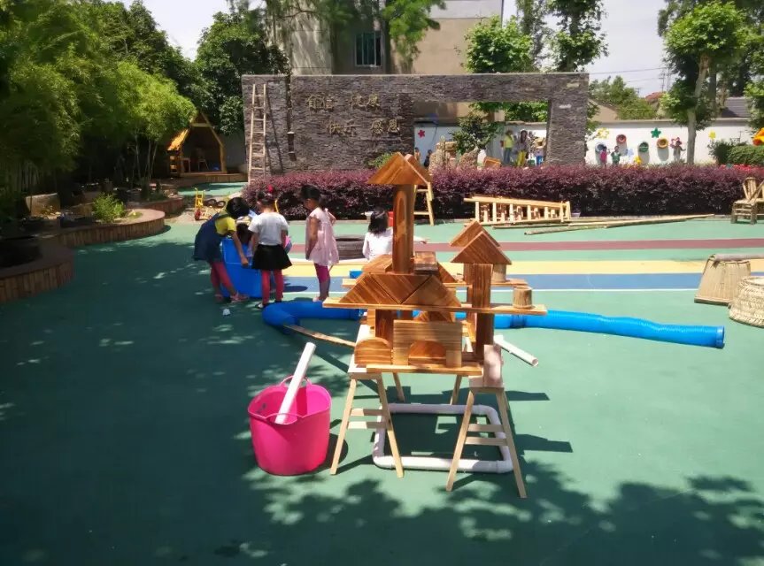 幼儿园大型户外玩具|木制小拉车|大型积木
