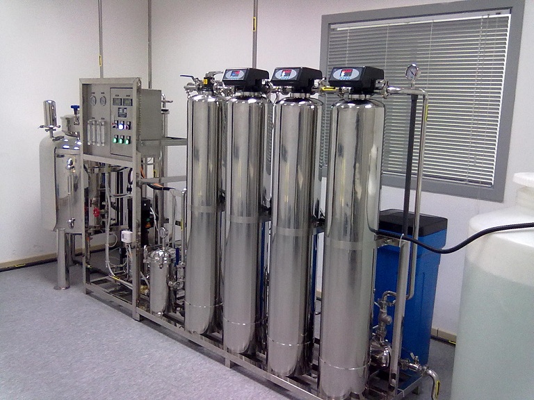 供应30升生化分析仪超纯水机
