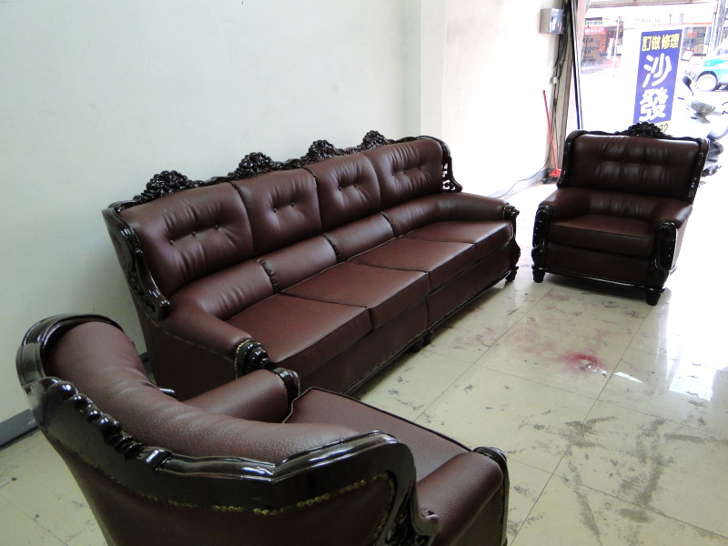 供应用于客厅的天津真皮沙发翻新保养
