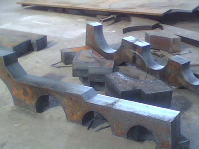 供应牡丹江q690d特厚钢板切割方块零割卷圆焊接喷漆抛光厂家