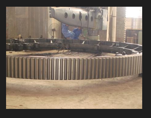 供应用于水泥机械的定做加工回转窑，球磨机大齿轮轴瓦来图加工定做