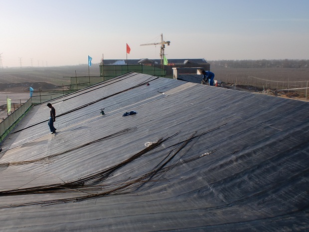 供应河源埔前专业厂房天面防水补漏公司，厂房屋面防水工程，天面裂缝漏水补漏维修工程，天花板漏水注浆工程