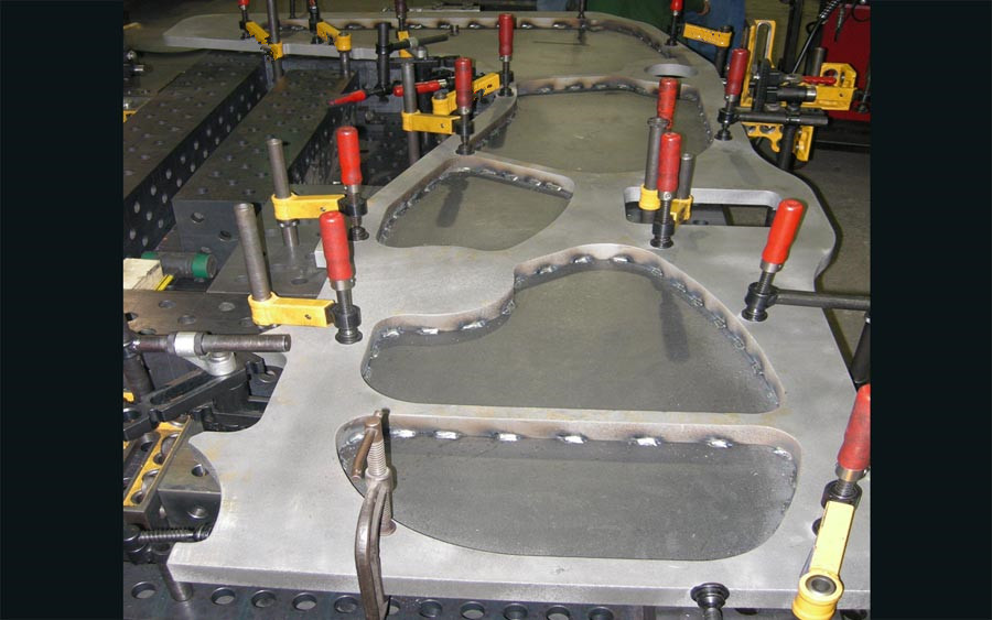 供应用于焊接机器人|汽车焊接制造|管道焊接制造的机器人焊接工装现已加入工业自动化