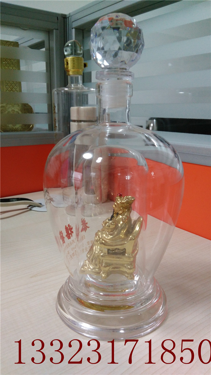 各种工艺酒瓶加工定制供应手工艺双层财神玻璃酒瓶图片
