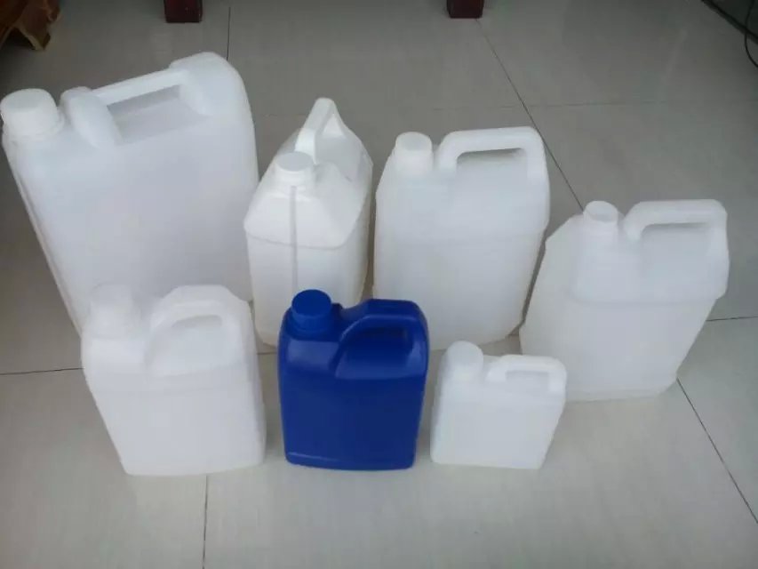 供应小口塑料桶 2公斤化工桶2.5L扁壶3L塑料桶 2L塑料桶,2.5L,3L塑料桶图片