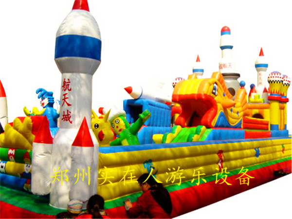 河南郑州充气城堡充气攀岩充气滑梯