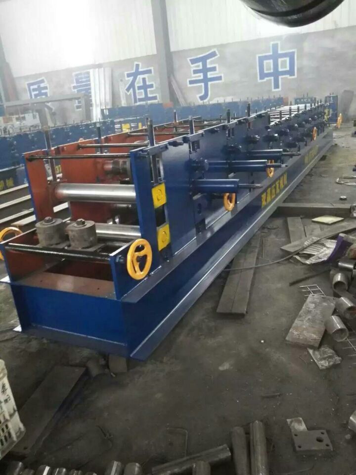 沧州市Z型钢压瓦机厂家