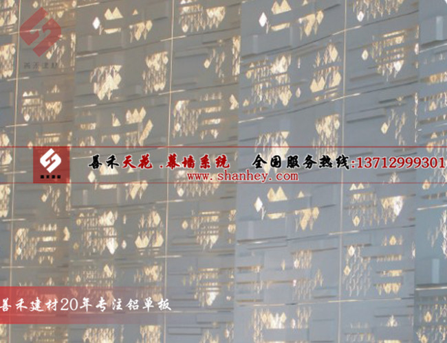 供应用于金属雕花板可的广州外墙艺术雕花铝单板装饰材料图片