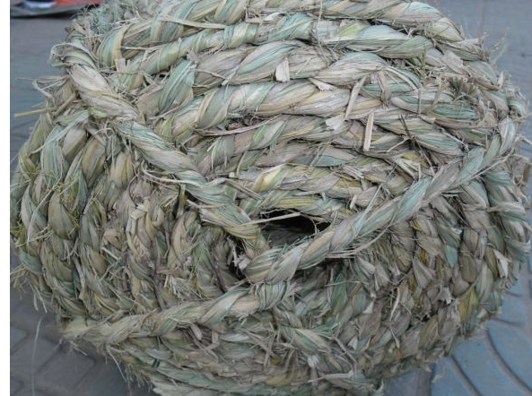 厂家供应鱼台草绳，稻草绳，规格齐全草袋批发，草绳 稻草绳8毫米至12毫米
