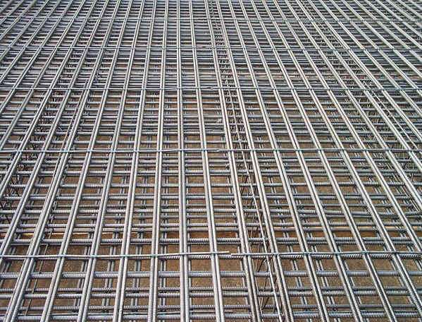 供应贵州建筑建材钢筋焊接网。网片出售